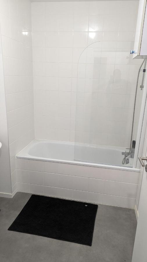 Chambre Dans Appartement Pres Du Roazhon Park Rennes Exteriör bild